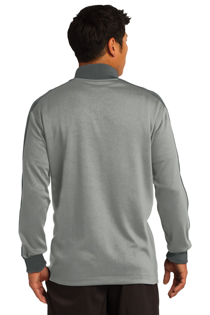 Ath Gy H/Dk Gy Nike Dri-FIT 1/2-Zip Cover-Up. 578673