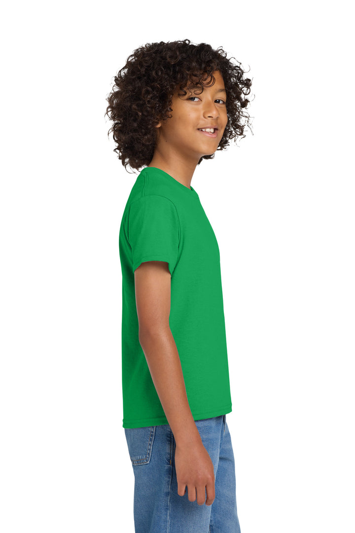 Irish Green Gildan Youth DryBlend 50 Cotton/50 Poly T-Shirt. 8000B