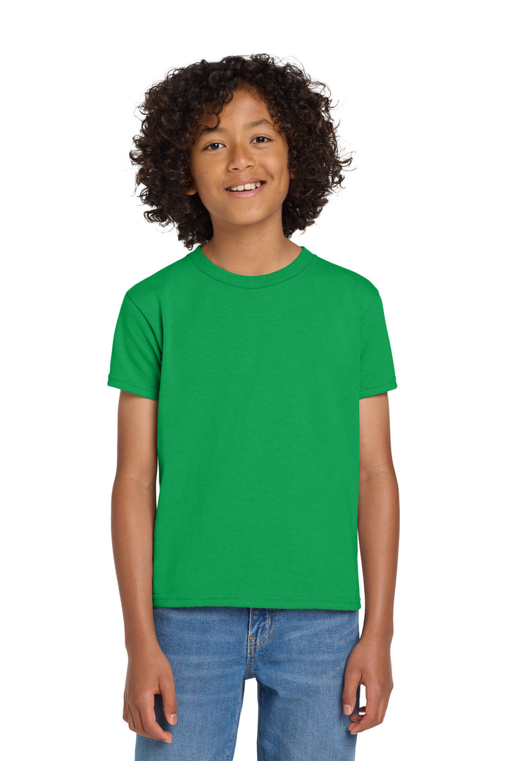 Irish Green Gildan Youth DryBlend 50 Cotton/50 Poly T-Shirt. 8000B